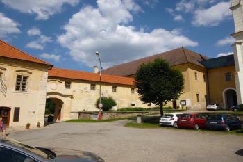 klášter benediktinů/premonstrátů s kostelem Narození Panny Marie-Želiv (© Vlastislav Mareček, 08/2016)