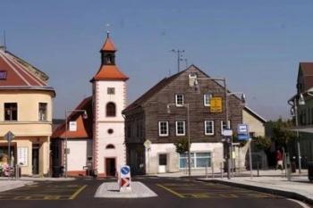 Abertamy-kostel (© kudyznudy.cz 3/2017)