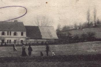 zámeček kol.r. 1900 (© Miroslav Böhm 10/2021)