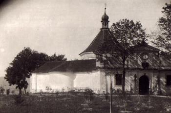 Č.Krumlov - kaple Panny Marie Bolestné - Fotografie z počátku 20.století - soukr.sbírka IvoR (© ATELIER WOLF KRUMMAU)