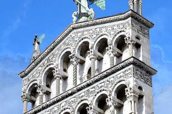 Kostel San Michele in Foro, Svatého Michaela na fóru v Lucce v Toskánsku (© Pavel Vítek 05/2001)