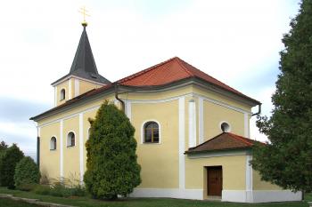 Kostel Panny Marie Sedmibolestné v Šubířově, okr. Prostějov (© Pavel Vítek  10/2021)