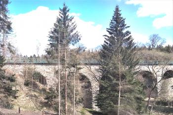 Kamenný železniční viadukt u obce Dobronice u Chýnova (© Pavel Vítek  09/2021)