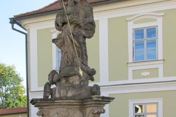 Socha Panny Marie Immaculaty v Křenově. okr. Svitavy. (© Pavel Vítek  10/2021)