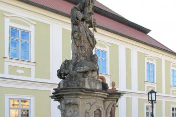 Socha Panny Marie Immaculaty v Křenově. okr. Svitavy. (© Pavel Vítek  10/2021)