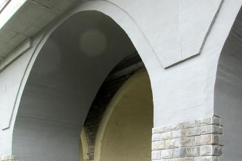 Železniční viadukt v Úvalech v okrese Praha - východ. (© Pavel Vítek  10/2021)