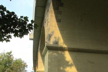 Železniční viadukt v Úvalech v okrese Praha - východ. (© Pavel Vítek  10/2021)