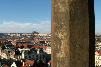 Pohled na Pražský hrad ze Staroměstské radnice. ( © Miroslav BITTER 12/2006)