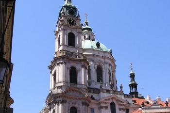Kostel sv. Mikuláše od východu ( © Jan P. Štěpánek 07/2007)