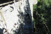 kamenný železniční viadukt