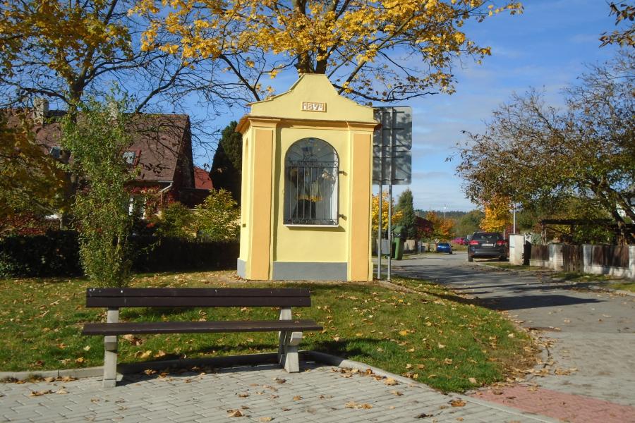 výklenková kaplička