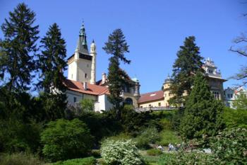 Průhonice - zámek (© Pavel Jarý,  01.05.2007)