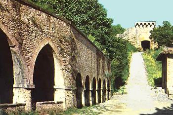 San Gimignano, město v Itálii, v oblasti Toskánsko. (© Pavel Vítek 05/2001)