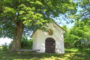 Kaple sv. Antonína v Jesenci u Konice v prostějovském okrese. (© Pavel Vítek  10/2021)