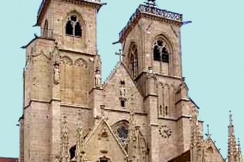 Kostel Panny Marie v Semur en Auxois ve Francii. (© Pavel Vítek 06/2005)
