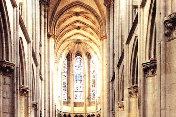 Kostel Panny Marie v Semur en Auxois ve Francii. (© Pavel Vítek 06/2005)