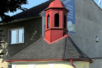 Kaplička v Lazcích, městské části Olomouce. (© Pavel Vítek  10/2021)