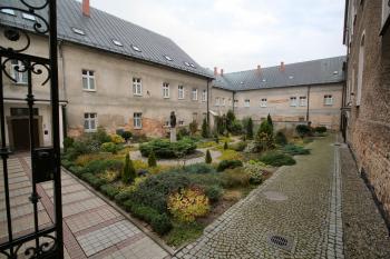 rajský dvůr (© Pavel Zany Komárek 8. 11. 2019)