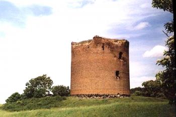 Zřícenina hradu Stolpe v Braniborsku u řeky Odry. (© Pavel Vítek 06/2001)