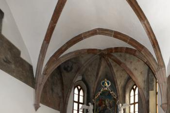 pohled do Presbytáře (© Pavel Zany Komárek 13. 9. 2009)