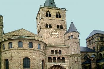 Katedrála svatého Petra v Trevíru, v v německé spolkové zemi Porýní-Falc. (© Pavel Vítek 06/2005)