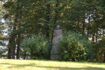 Máchův pomník (© Jiří Špaček  10/2005)