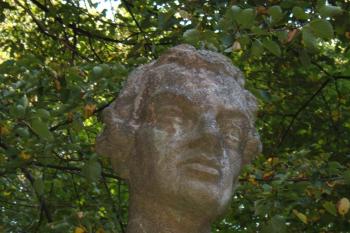Máchův pomník (© Jiří Špaček  10/2005)