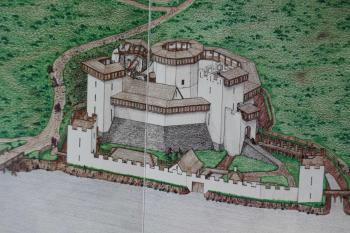  (© Kresba od D. Tietzsch-Tylera v brožuře od R. Sherlocka, Athlone Castle, Westmeath County Council, 2016.)