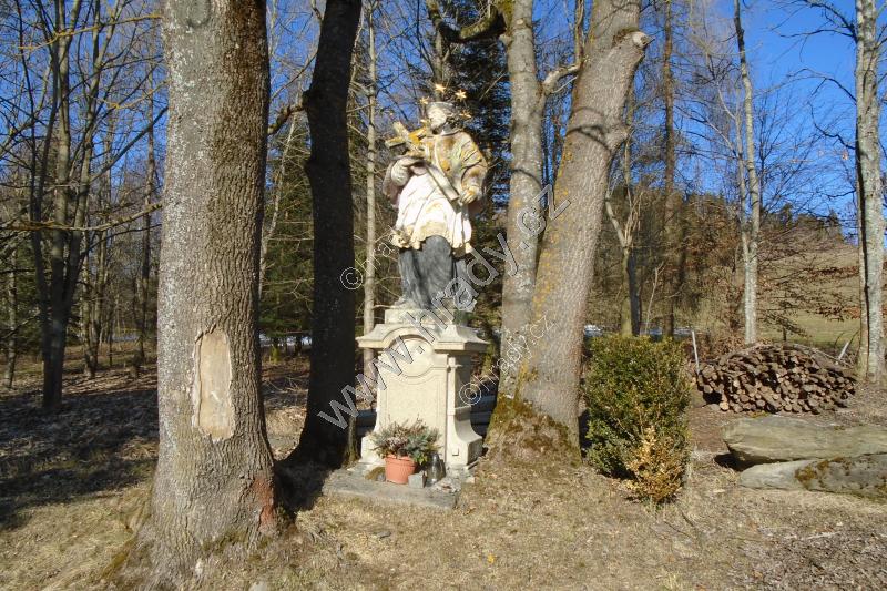 socha sv. Jana Nepomuckého socha sv. Jana Nepomuckého