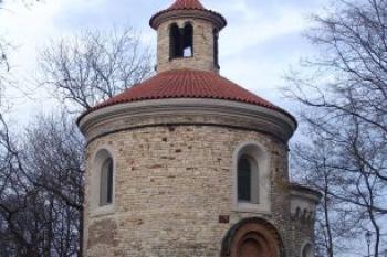 Rotunda v zimě bez sněhu (© Dušan Lipár, 02/2007)