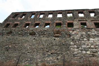 Západní hradní křídlo (© Ivan Grisa, 07/2008)