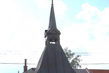 Kaplička v Sazomíně u Žďáru nad Sázavou. (© Pavel Vítek 05/2018)
