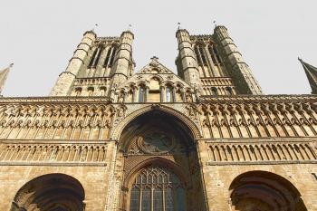 Katedrální kostel Blahoslavené Panny Marie v anglickém městě Lincoln. (© Pavel Vítek 08/2006)