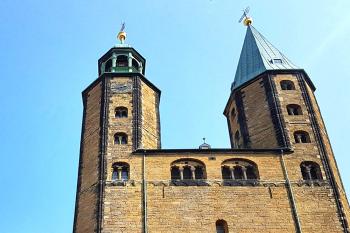 Kostel svatého Kosmy a Damiána v německém Gloslaru. (© Pavel Vítek 08/2009)