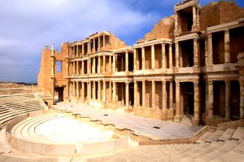 Pozůstatky římského města Sabráta v Libyi. (© Pavel Vítek 05/2009)