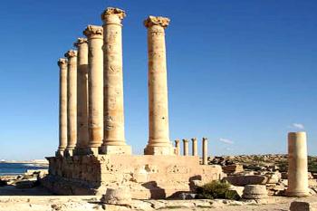 Pozůstatky římského města Sabráta v Libyi. (© Pavel Vítek 05/2009)