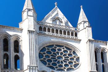 Katedrála Notre-Dame ve francouzském Chartres. (© Pavel Vítek 04/2005)
