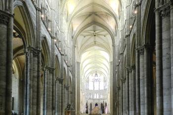 Katedrála Notre-Dame ve francouzském Chartres. (© Pavel Vítek 04/2005)
