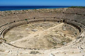 Zříceniny římského města Leptis Magna v Libyi. (© Pavel Vítek 05/2009)
