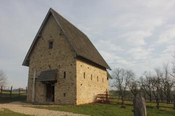Velkomoravský kostel (© Luděk Vláčil  12/2014)