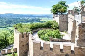 Hrad a zámek Hohenzollern v německém Bádensku-Württembersku. (© Pavel Vítek 05/2001)