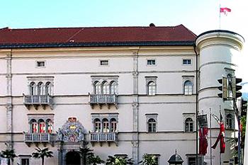 Zámek Porcia v korutanském městě Spittal an der Drau v Rakousku. (© Pavel Vítek 05/2000)