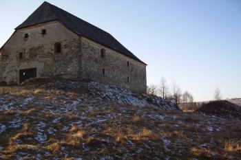domeček i s okolím (© Rodochrozit, 02/2008)