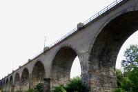 železniční viadukt