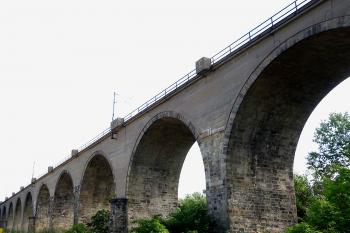 Železniční viadukt v Chebu. (© Pavel Vítek 06/2018)