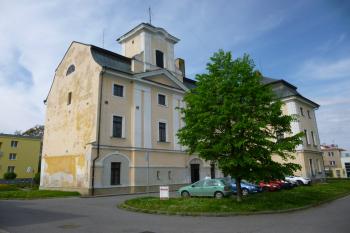 Kostelec nad Orlicí-starý zámek (© Vlastislav Mareček, 05/2016)