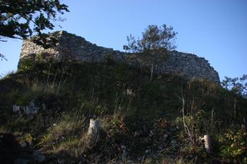 Pustý zámek od severu ( © Ivan Grisa 09/2009)