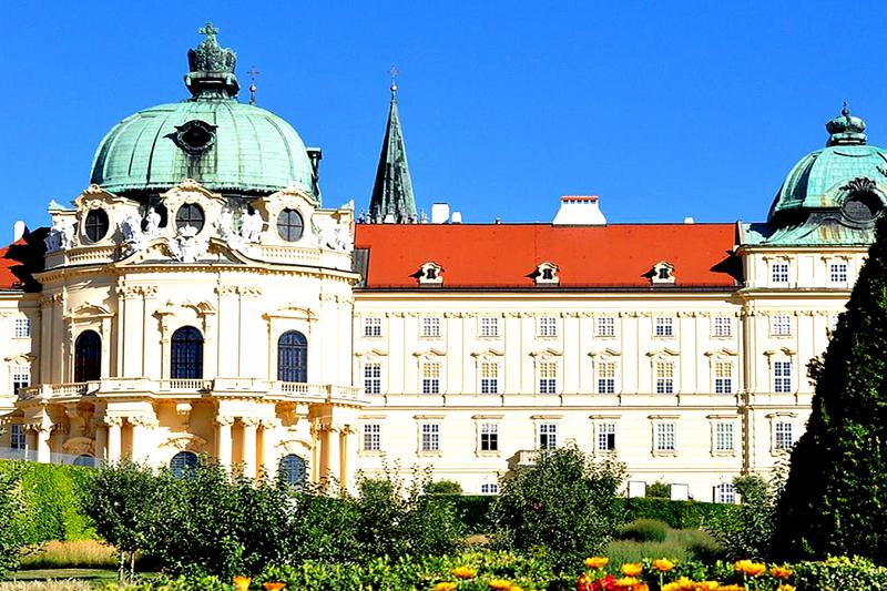 klášter augustiniánů s kostelem Narození Panny Marie klášter augustiniánů s kostelem Narození Panny Marie