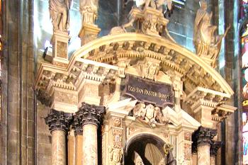 Katedrála Narození Panny Marie v italském Miláně  (© Pavel Vítek 05/2001)