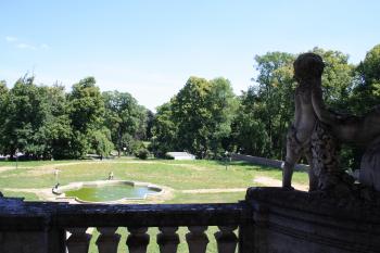 Výhled do parku (© Miroslav Mastný, 07/2011)